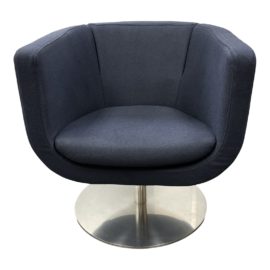 B&B Italia Jeffrey Bernett Tulip Swivel Chair. Original Price: $4,114