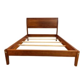 Queen Size Thomas Moser Sleigh Flat Cherry Bed Frame. Original Price: $5,200