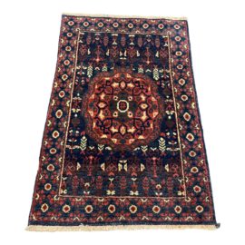 Persian Medallion Style Area Rug, Made in India - 2′ × 3′2″
