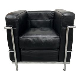 Italydesign Le Corbusier Leather Chiar. Original Price: $4,500