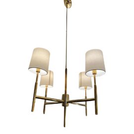 Visual Comfort Barbara Barry Four Light Clarion Chandelier. Original Price: $1,060