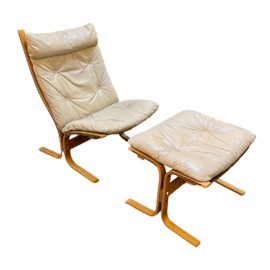 Late 20th Century Westnofa Ingmar Relling Siesta 302 Leather Chair + Ottoman