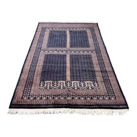 Turkmen Ensi Handknotted Wool Area Rug, Pakistan - 6′2″ × 9′4″