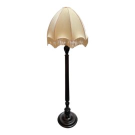 Vintage Traditional Turned Wood Floor Lamp