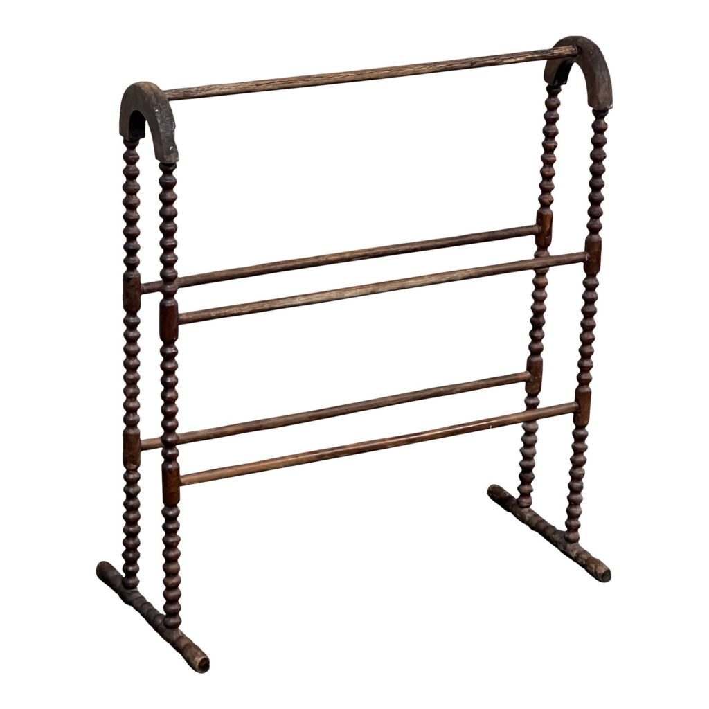 victorian-gentleman-s-towel-stand-design-plus-gallery