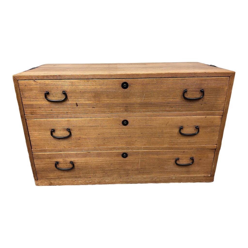 Vintage Japanese Three Drawer Tansu Design