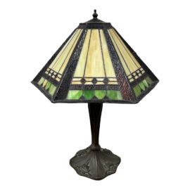 Tiffany Style Stained Glass Table Lamp