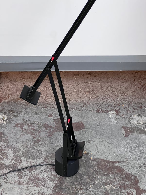 Richard Sapper for Artemide Tizio Table Lamp. Original Price 736