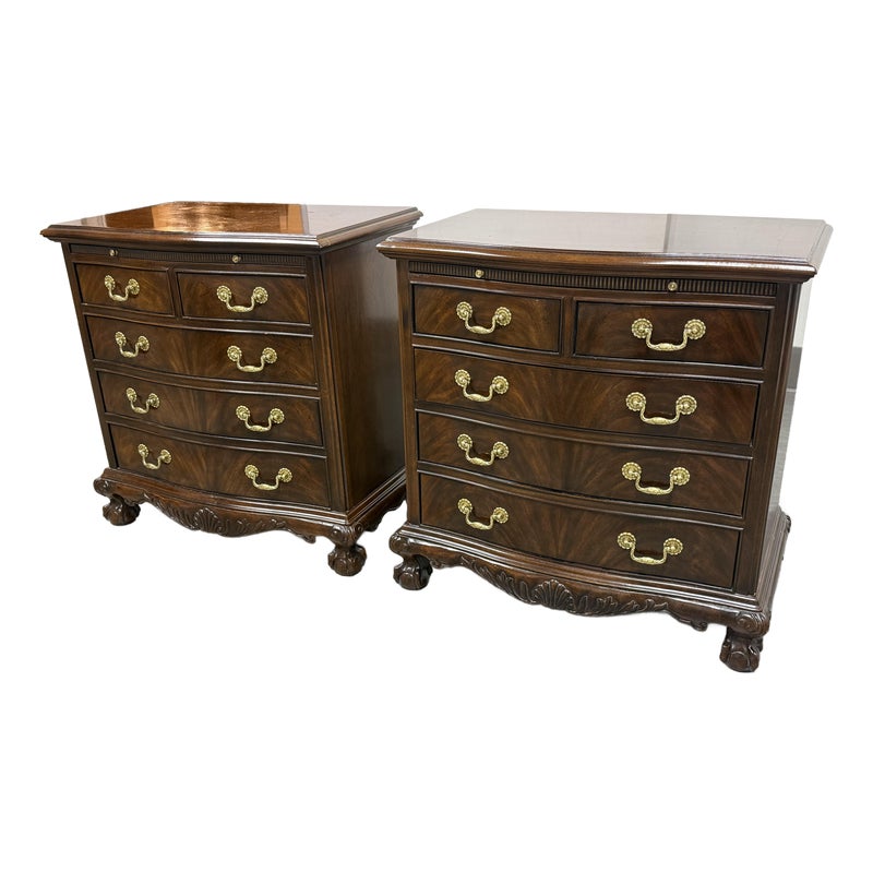 Late 20th Century Drexel Heritage Heirlooms Collection
