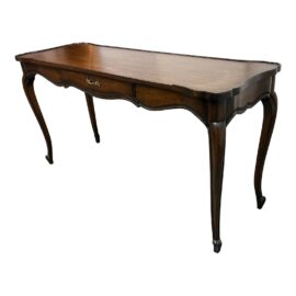 French Provincial Tea Table With Cabriole Legs