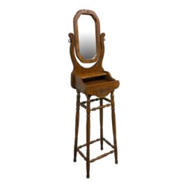 Pulaski Furniture Vintage Oak Shaving Stand