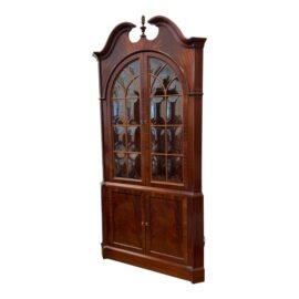 Ethan Allen Georgian Corner Chine Cabinet