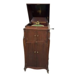 Antique Victor Victrola XVI Phonograph