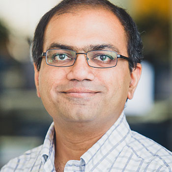 Dr. Mahesh Chaudhari Image