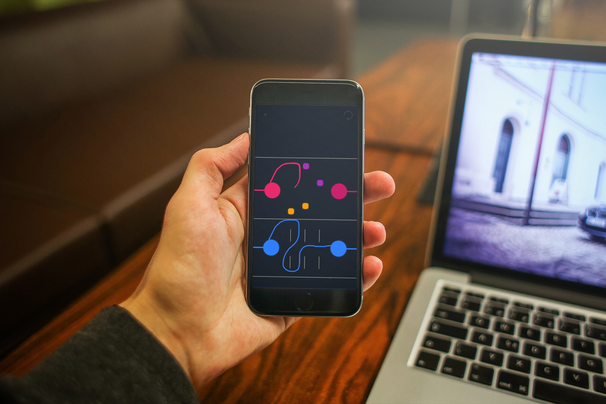 Put the Links Together in the Puzzling Lynk