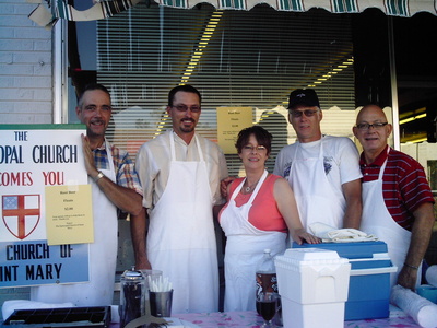 2010 Rootbeer Float stand 
