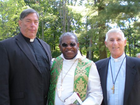 Bishop Baxter with Rev. Robert Brown of the Eagles Mere Community Church (left) and the Rev. Jack Clark of the Presbyterian Church of Eagles Mere (right)