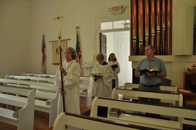 lector in procession