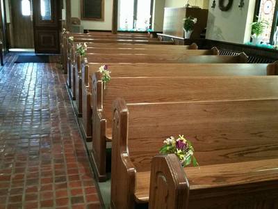 Aisle Flowers 2