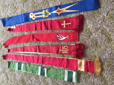 Stoles2