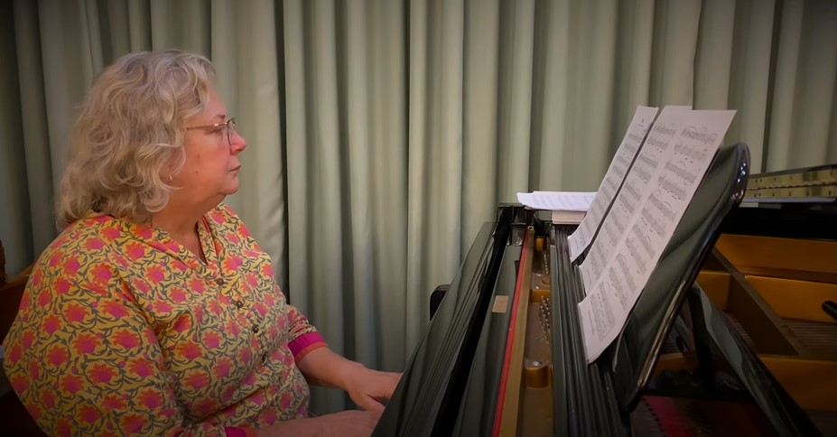Elegy for the Victims of an Earthquake by a Tsunami