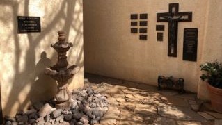 Slide Columbarium2