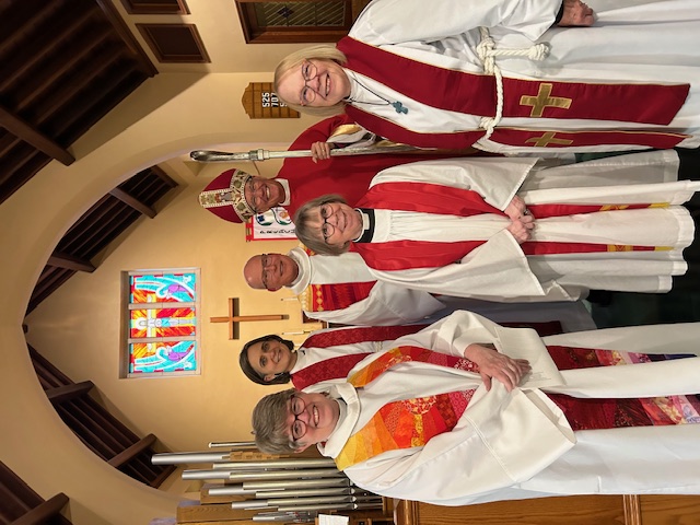 Father David installed as rector 