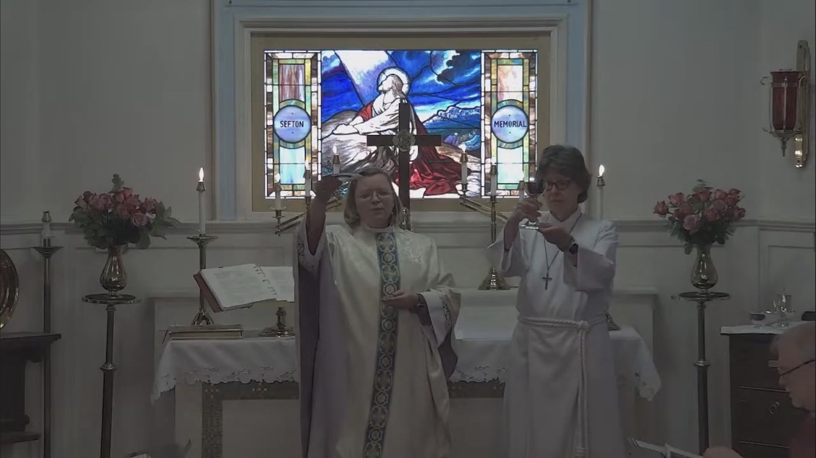 Worship at St. Mary's Episcopal Church