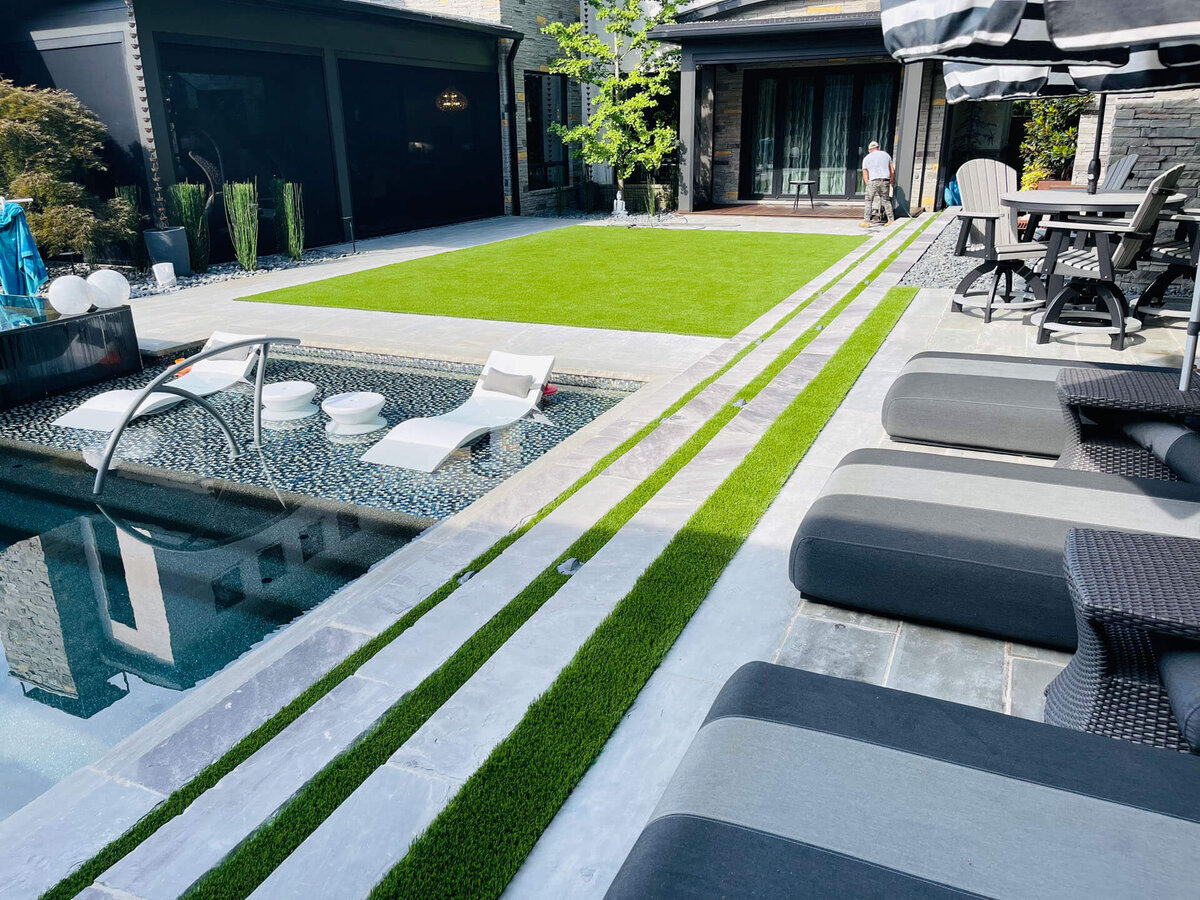 Backyard Turf Around Pool Nashville