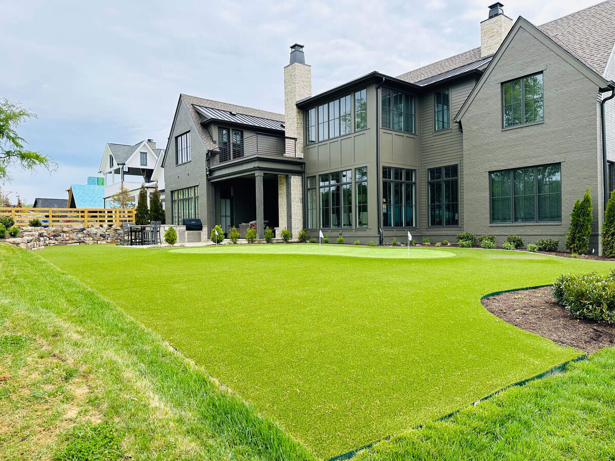 Backyard Turf Golf Green Nashville