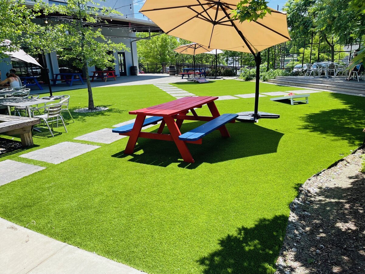 Artificial Grass Restaurant Nashville Grass365