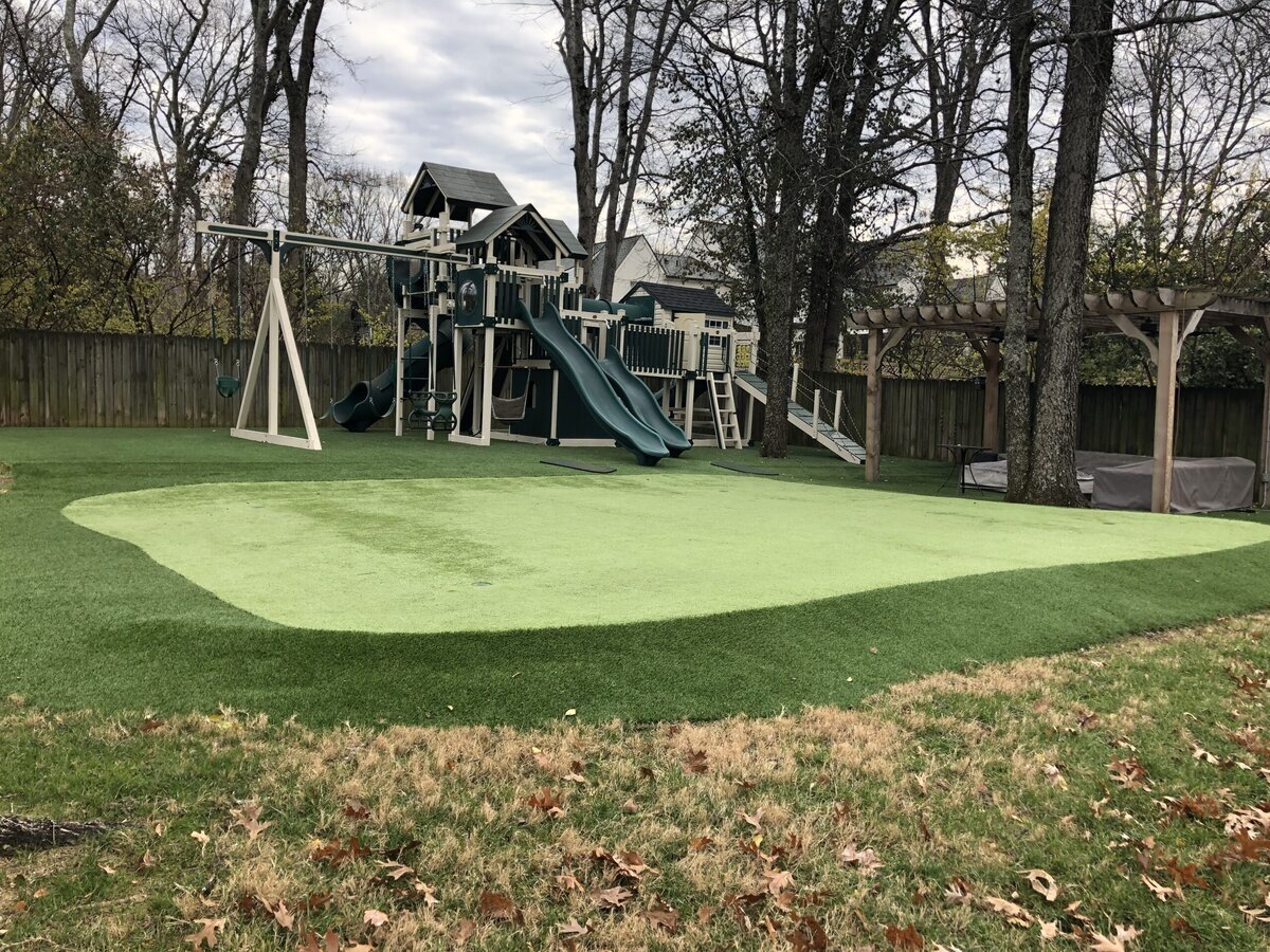 Backyard Playground and Putting Green Nashville