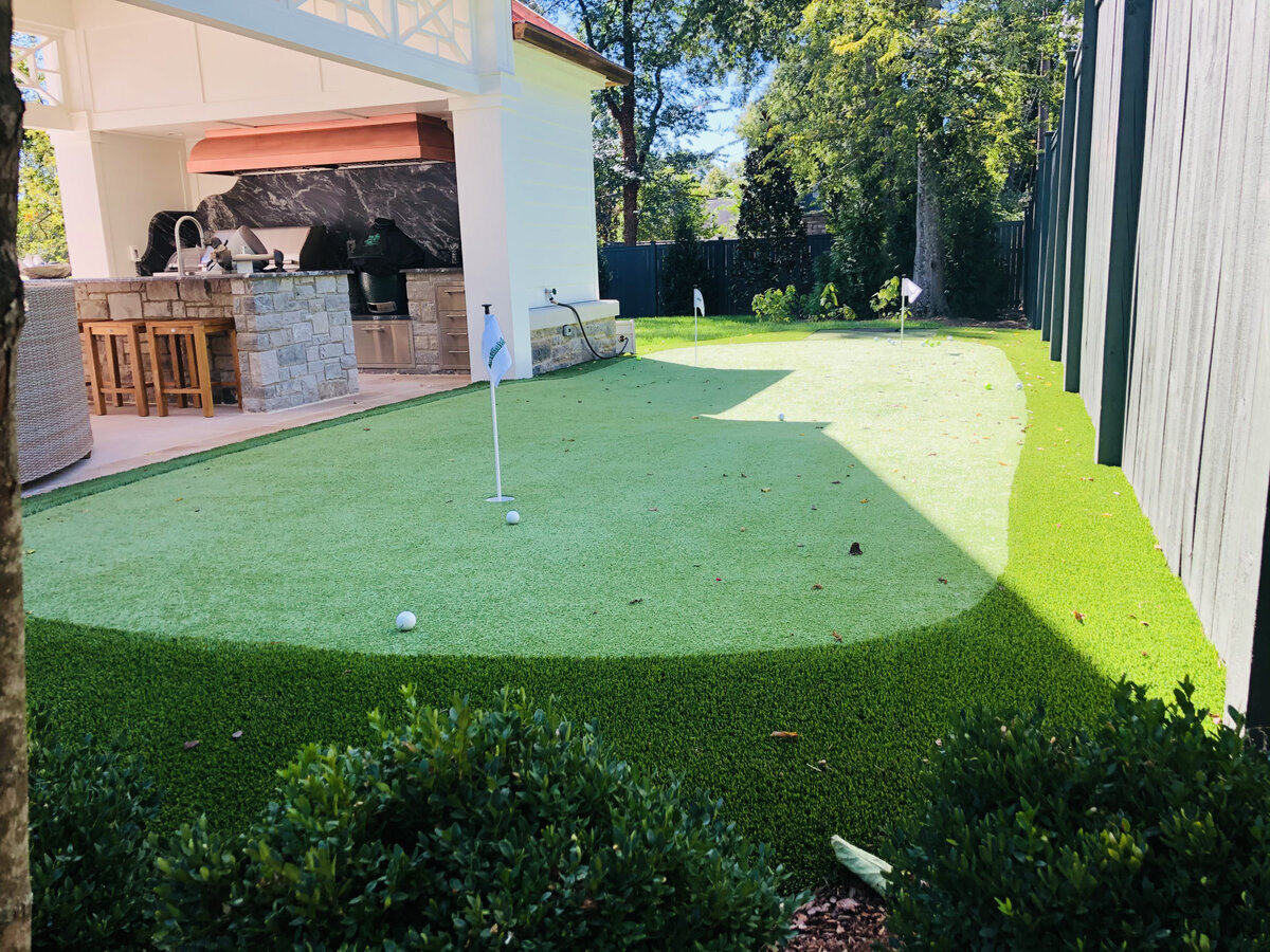 Putting Green Along Outdoor Kitchen Nashville