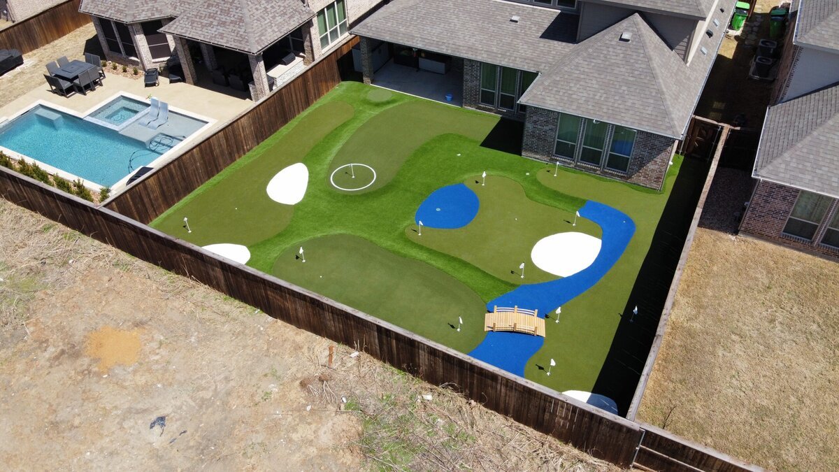 Backyard Putting Green Course Dallas Texas