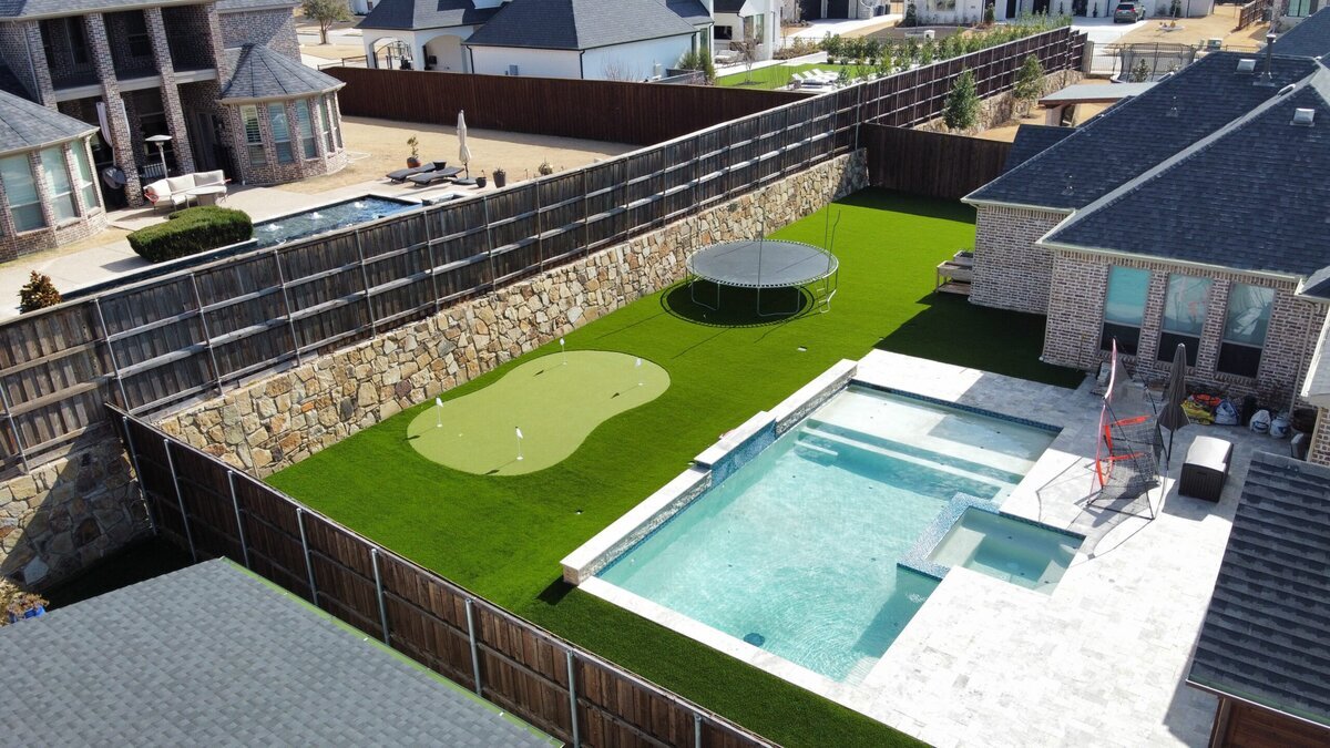Synthetic Grass Backyard with Putting Green Dallas