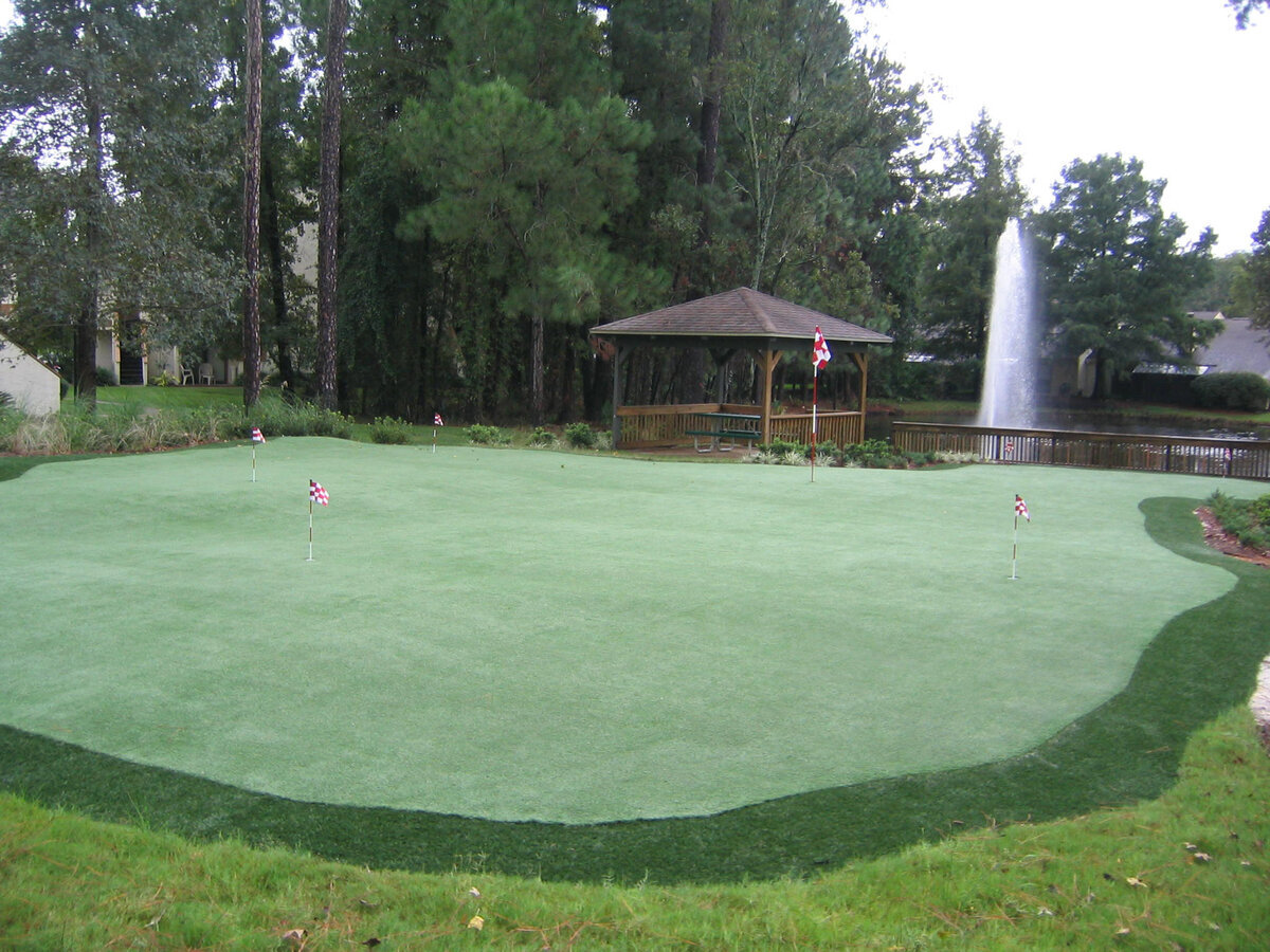 Jacksonville Backyard Putting Green