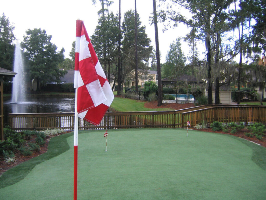 Avistele at Deerwood