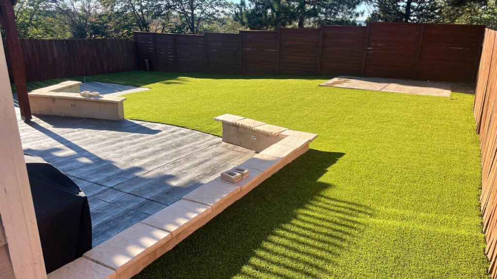 Denver Artificial Grass Off Deck