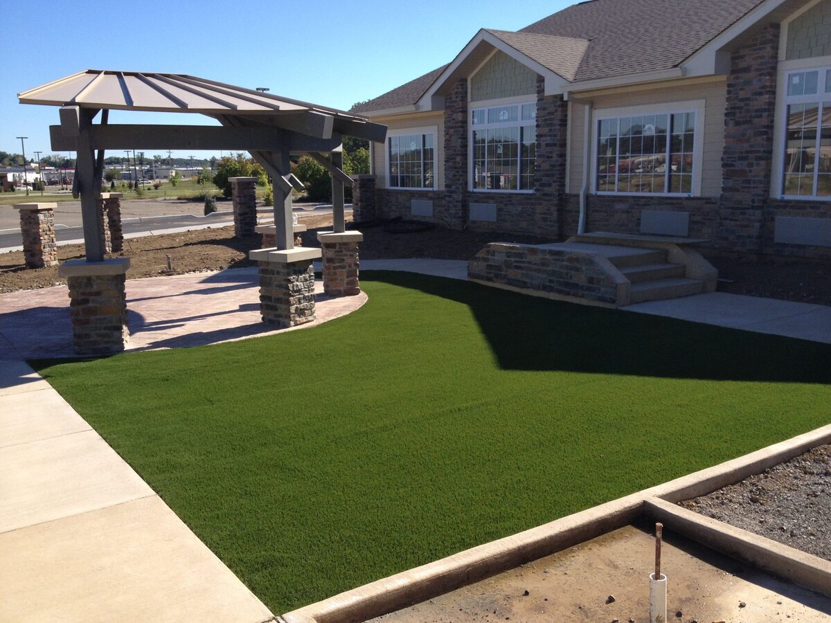Denver Stonegate Artificial Grass Senior Housing