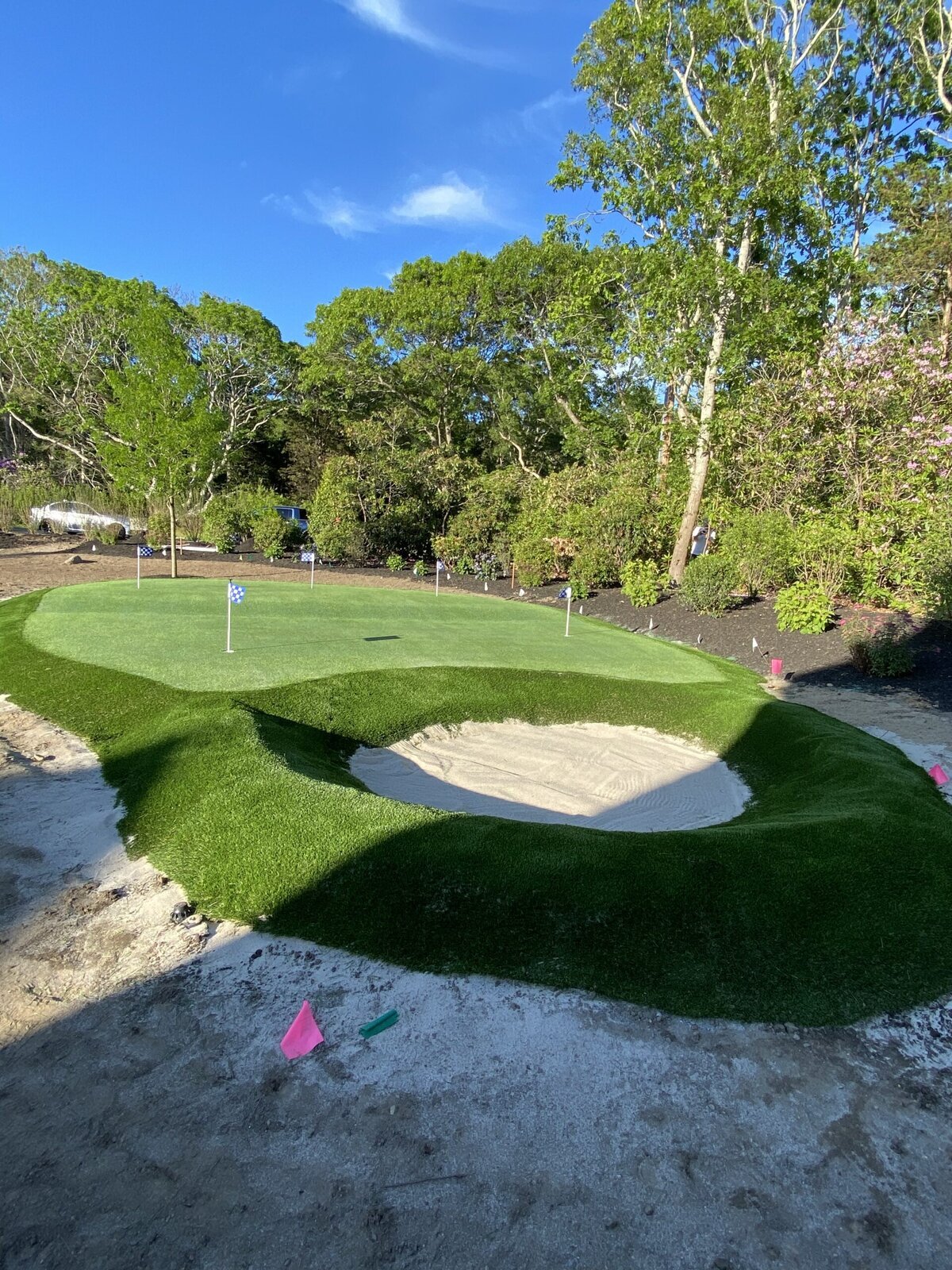 Custom putting green