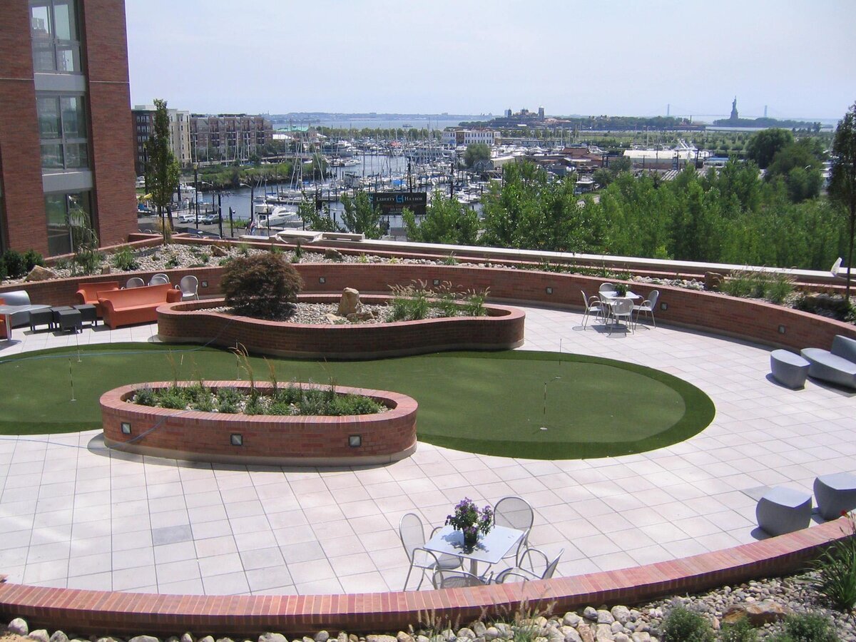 Multi Housing Putting Green