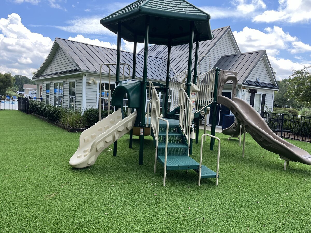 Synthetic Turf Playground Savannah
