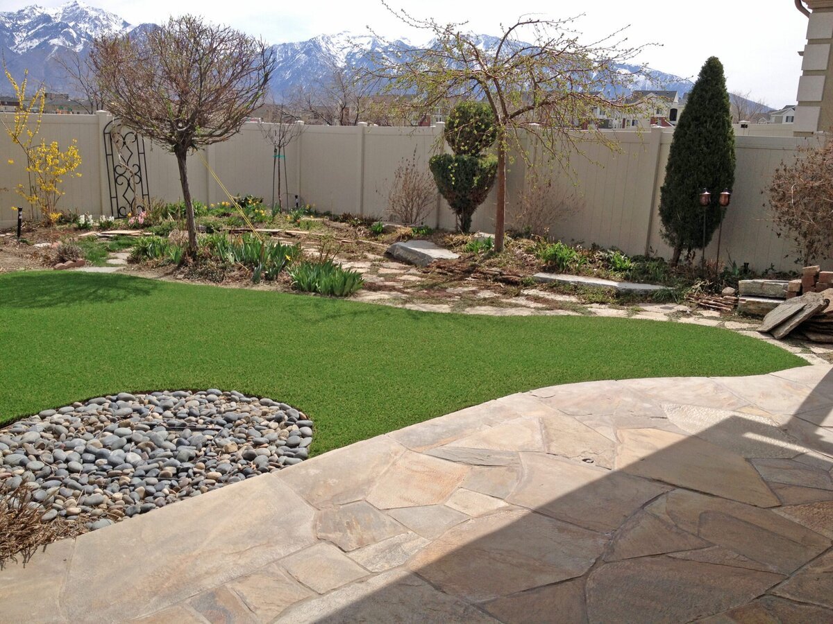 Utah Synthetic Turf Backyard