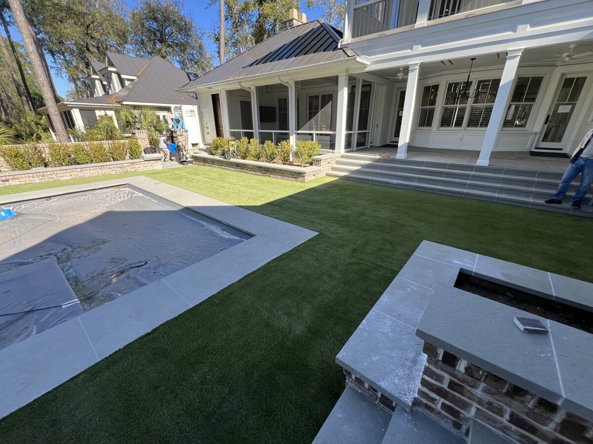 Backyard Artificial Grass Palmetto Bluff
