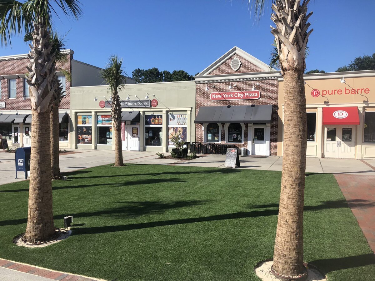 Commercial Artificial Grass Lawn Retail Bluffton