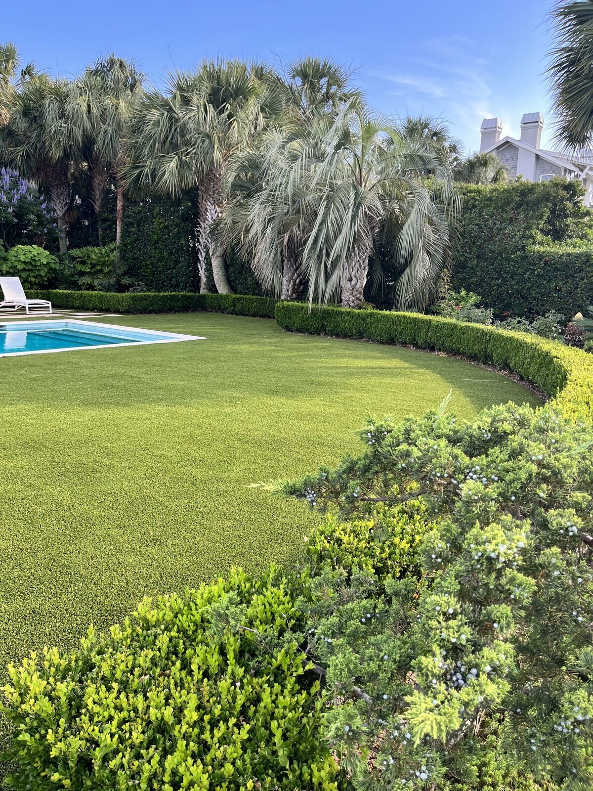Formal Garden with Artificial Turf Charleston