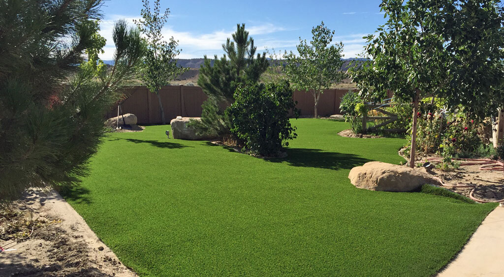 Heber Synthetic Grass Lawn