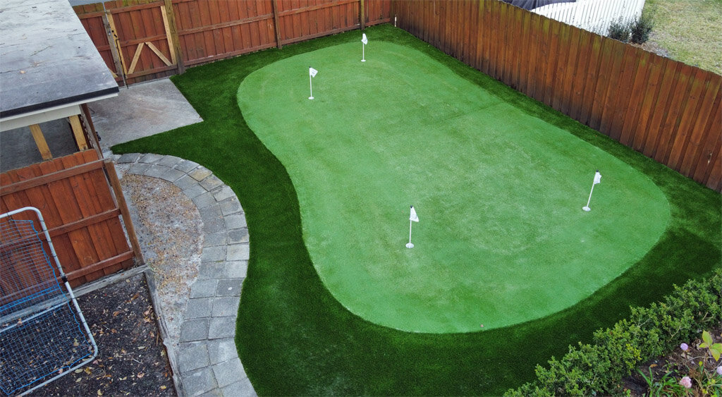 Jacksonville Backyard Putting Green