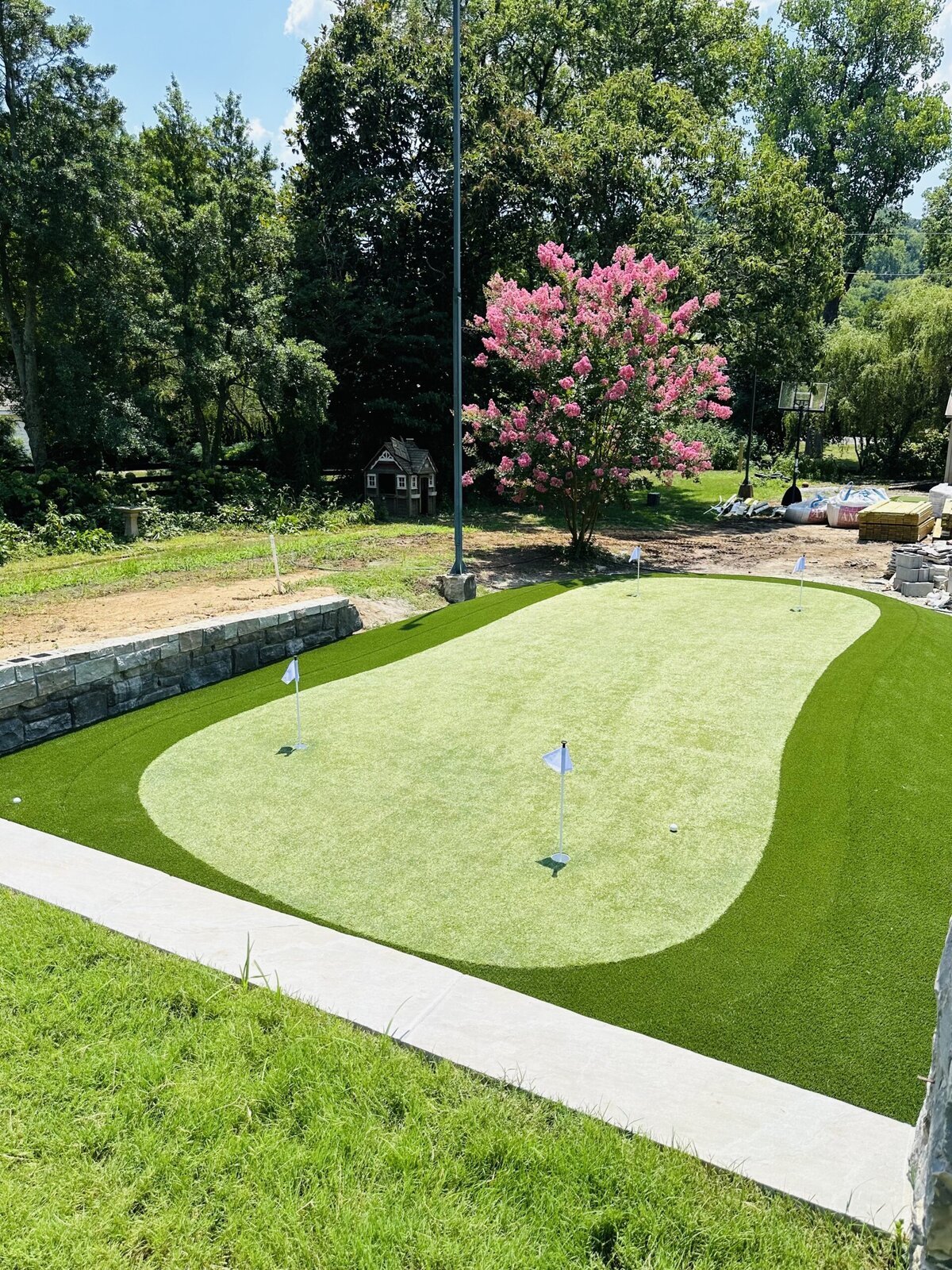 New Putting Green Completes This Nashville Backyard
