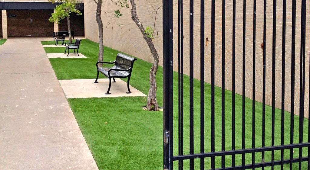 Synthetic Grass Walkway